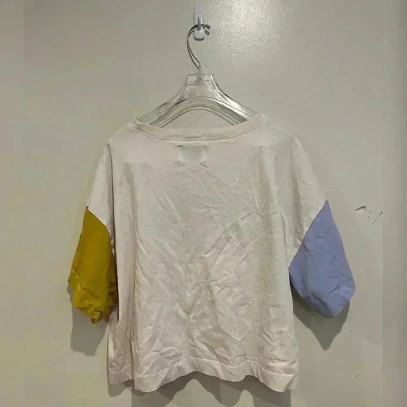 Chnge multicolor cropped short sleeve shirt LIKE NEW - Picture 2 of 4